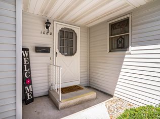 1080 Walnut Grove Dr, Muskegon, MI 49441