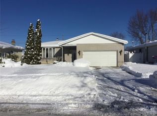 114 S Transit Hill Dr, Depew, NY 14043