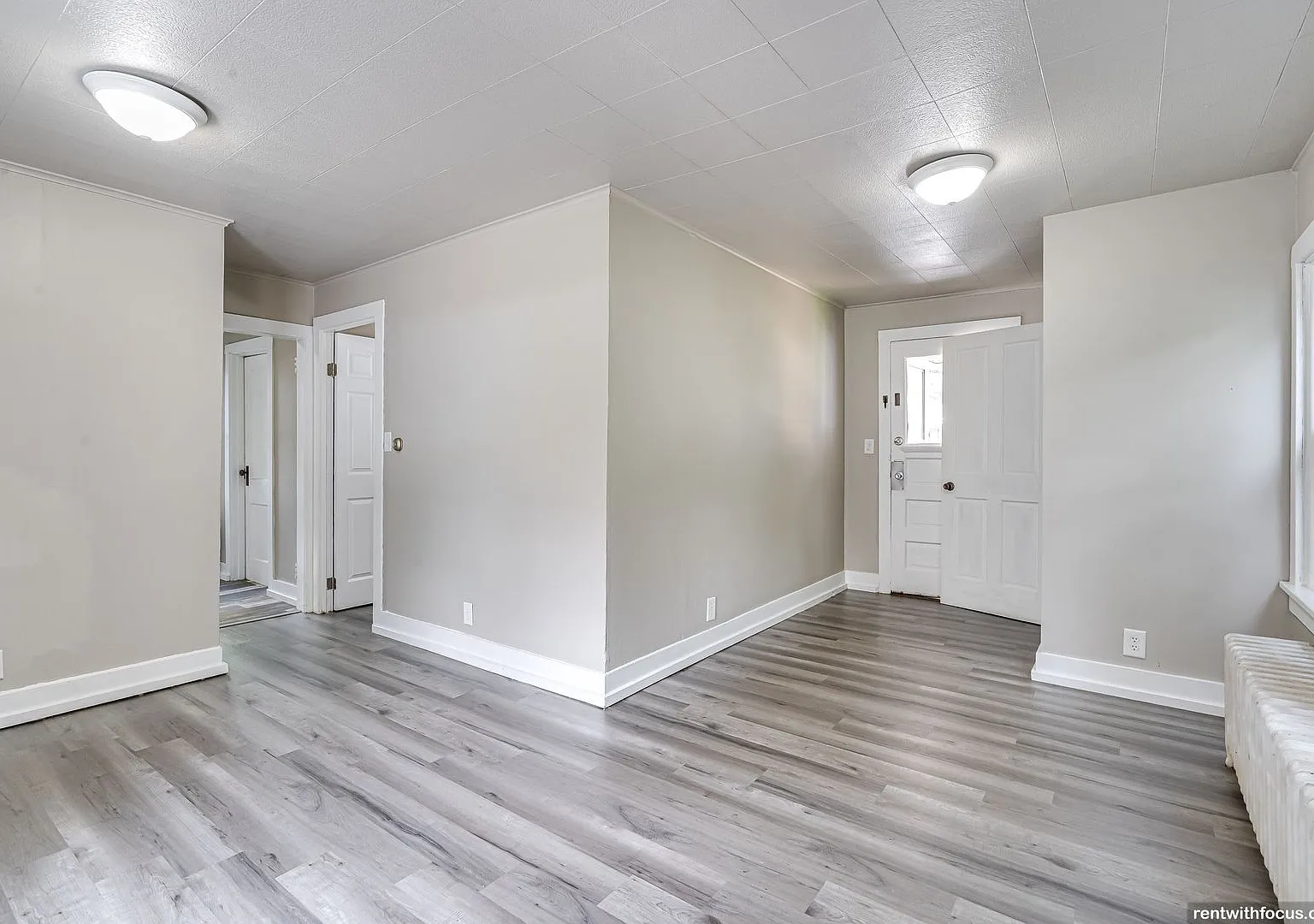 579 Mt. Vernon St. — Photo 4