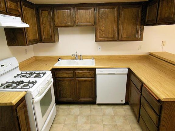 4th image of 1304 Linda Vista Dr