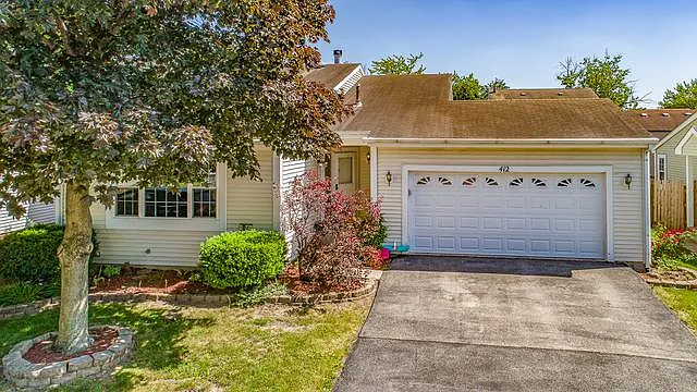 412 Farmbrook Ct photo 1