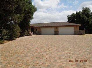 1915-17 Rainbow Valley Blvd, Fallbrook, CA 92028