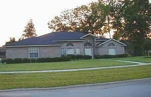 1st image of 1726 Redwood Ln