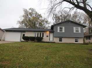542 S Locust St, Colfax, IA 50054