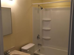 300 N 11th St, Frankton, IN 46044