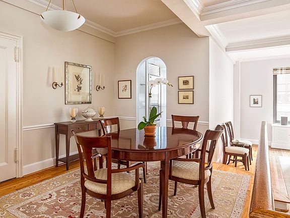 3rd image of 180 E 79th St APT 12A