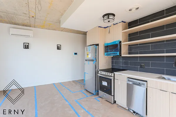 Rented by Pinn Realty | media 13