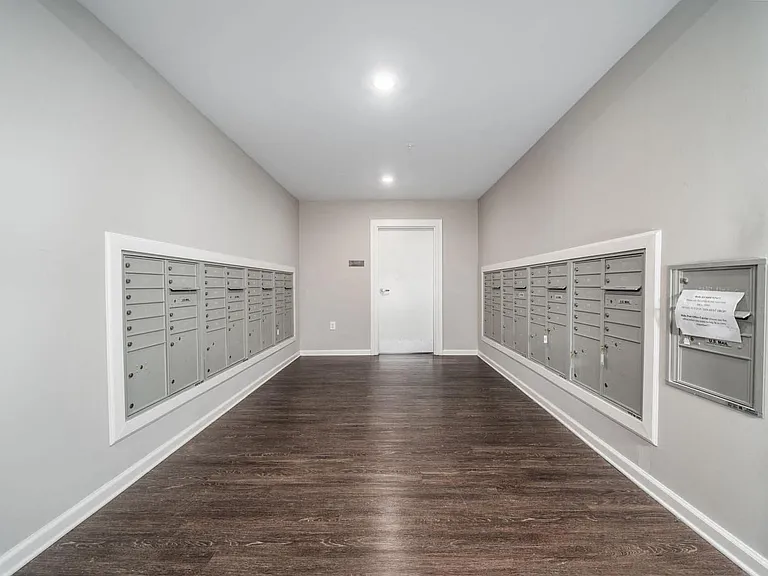 Northlake Center Apartments — Photo 11