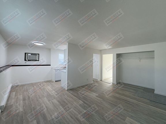 2nd image of 71 Constitution Dr APT A