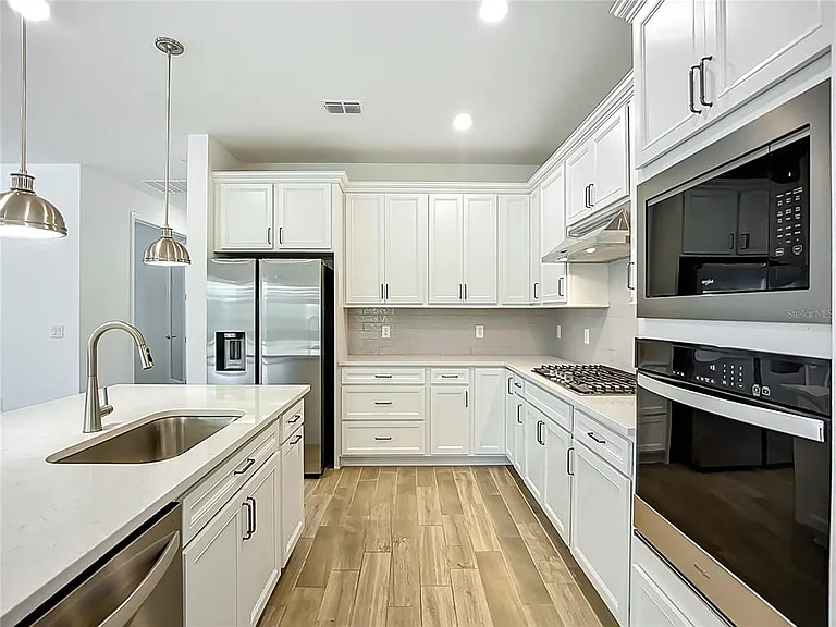 10005 Patterson Way — Photo 24