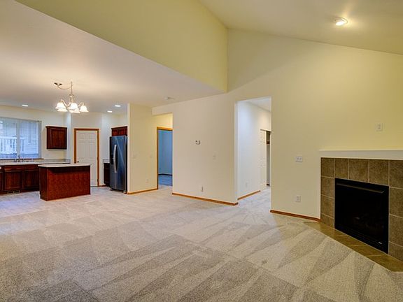 5th image of 8533 16th St NE