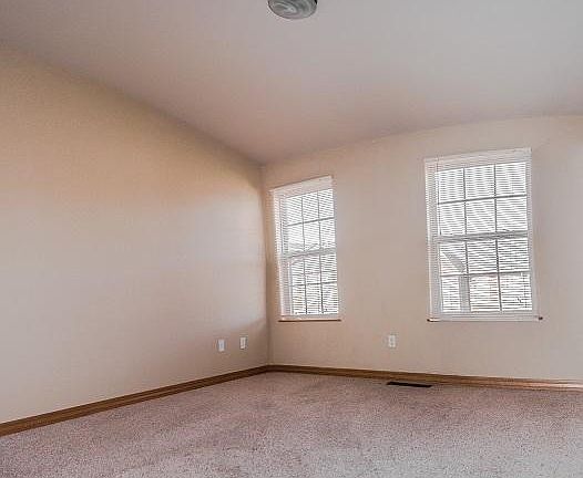 5th image of 2877 W Hillshire Dr