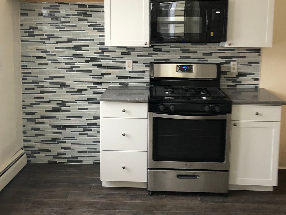 2nd image of 303 Walter Ave