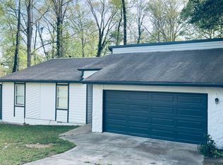 3321 Border Dr, Stone Mountain, GA 30087