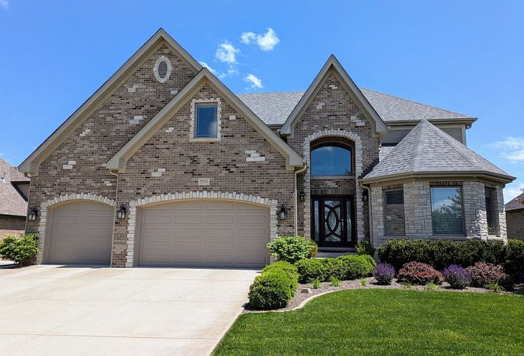 1st image of 15533 Jeanne Ln