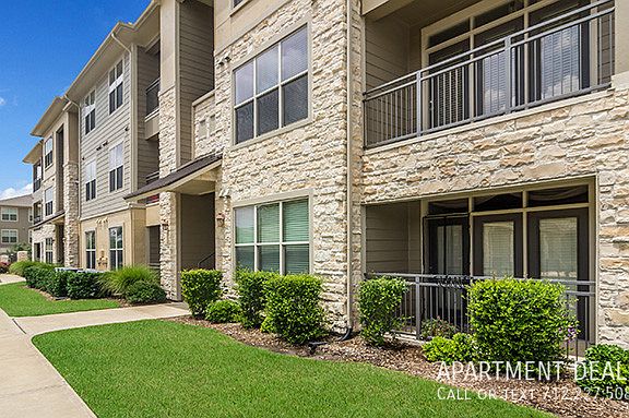 3rd image of 1507 Copperfield Pkwy #1721