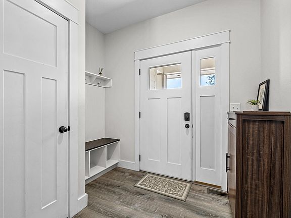 5th image of 603 Wyat St