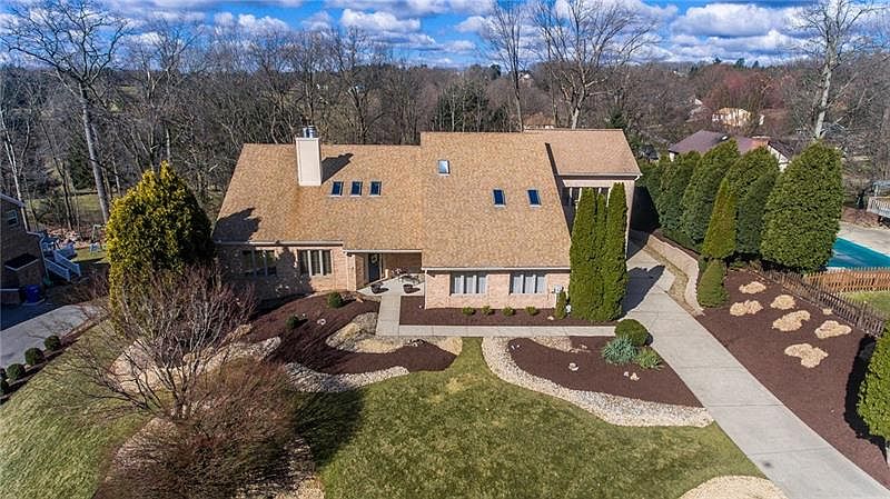 1st image of 4061 Willow Creek Dr