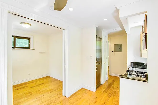 Rented by Century 21 Premier  | media 13