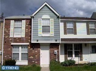 199 Villa Knoll Ct, Sicklerville, NJ 08081
