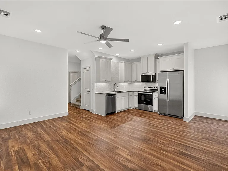 502 E Kimball St #1 — Photo 14