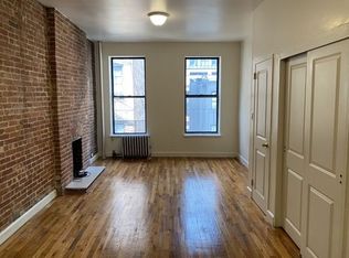 309 W 47th St APT 4RW, New York, NY 10036