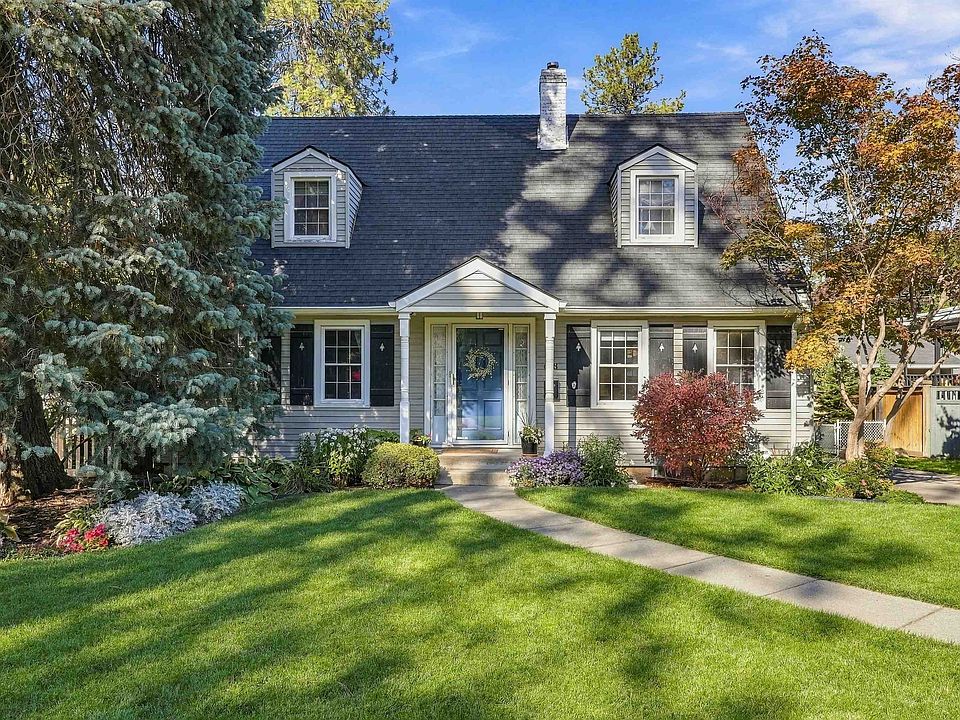 1st image of 618 W 27th Ave