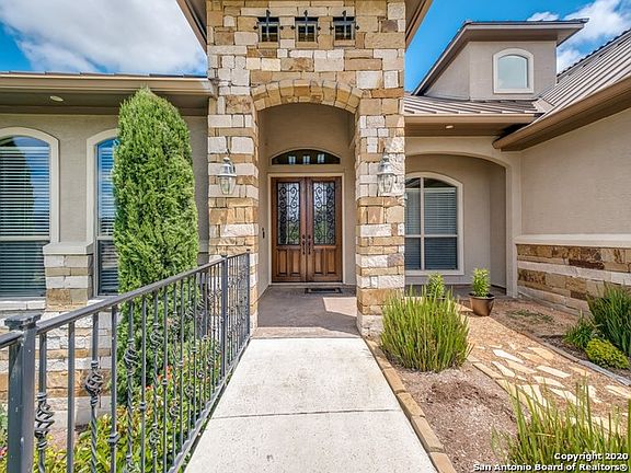 3rd image of 8463 Sierra Hermosa