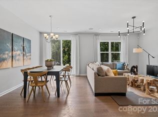 5128 Somerset Hill Ln, Charlotte, NC 28269