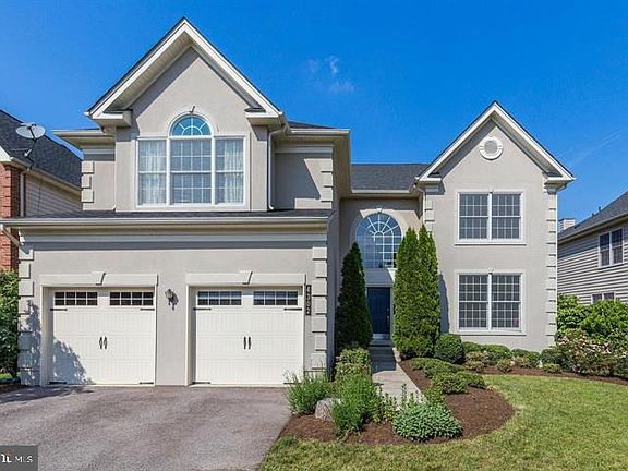 3rd image of 4302 Bridle Ridge Rd