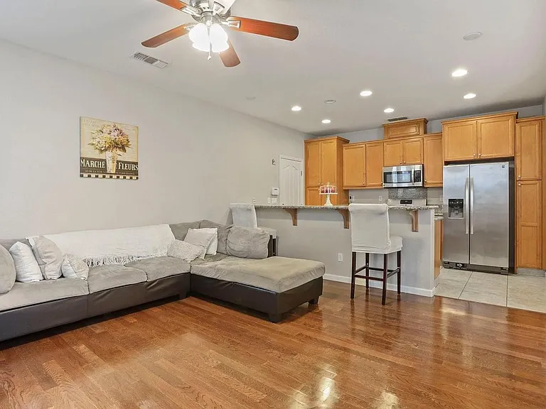 171 W Santa Cruz Way — Photo 29
