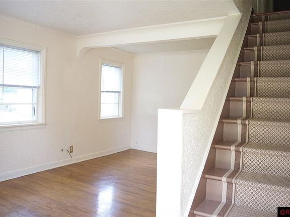5th image of 215 N 5th St