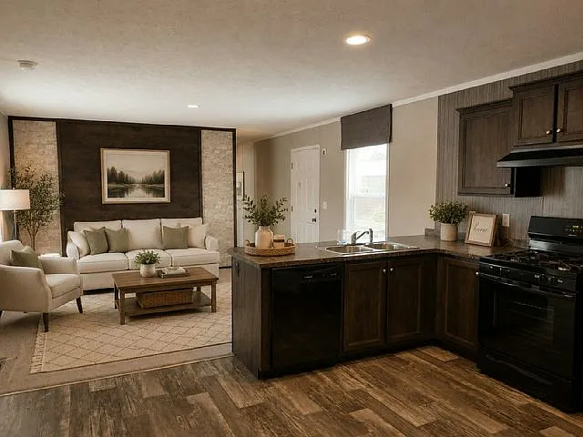 3 bed, 2.0 bath, 1056 sqft, $1,950 — Photo 2