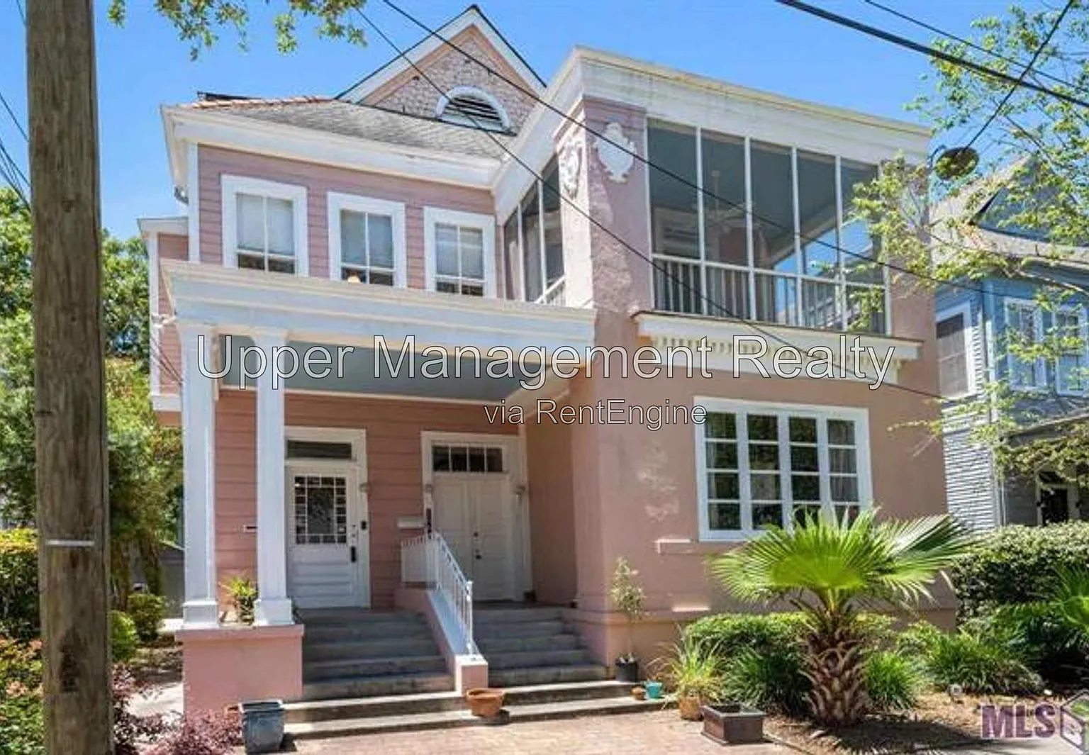 3 bed, 2.0 bath, 1800 sqft, $3,600 — Photo 1