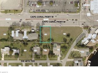 124 Cape Coral Pkwy W, Cape Coral, FL 33914