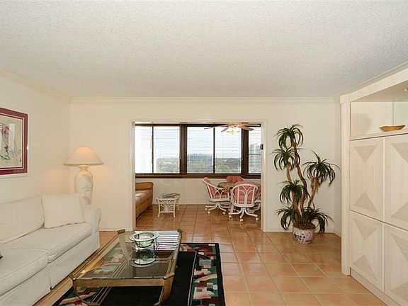 5th image of 1125 W Peppertree Dr APT 607