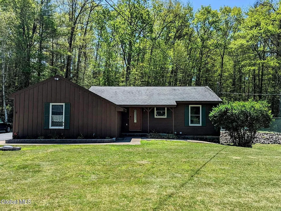 21 Hall Rd