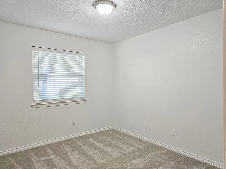 10615 Heatherford Dr — Photo 22