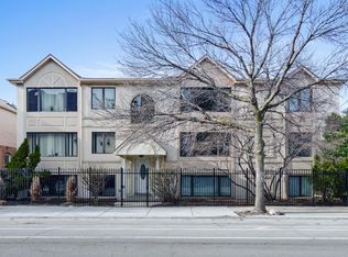 2112 W Armitage Ave, Chicago, IL 60647