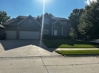 4016 N 161st St, Omaha, NE 68116