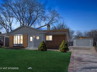 530 Audrey Ln, Wheeling, IL 60090