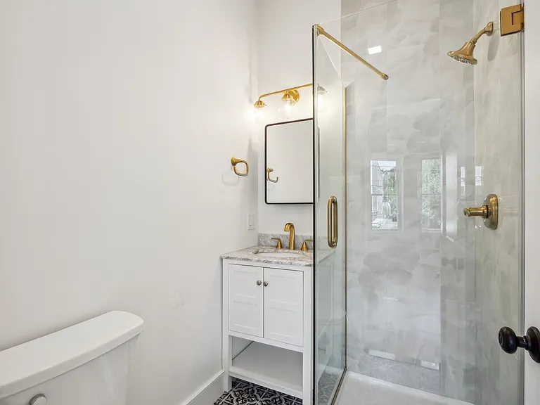215 Harrison Ave #1 — Photo 25