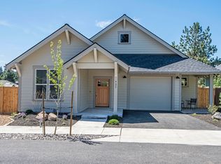 955 E Horse Back Trl, Sisters, OR 97759