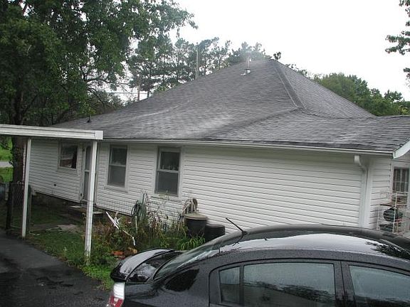 2nd image of 502 White St