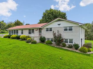 1465 Murfreesboro Rd, Woodbury, TN 37190