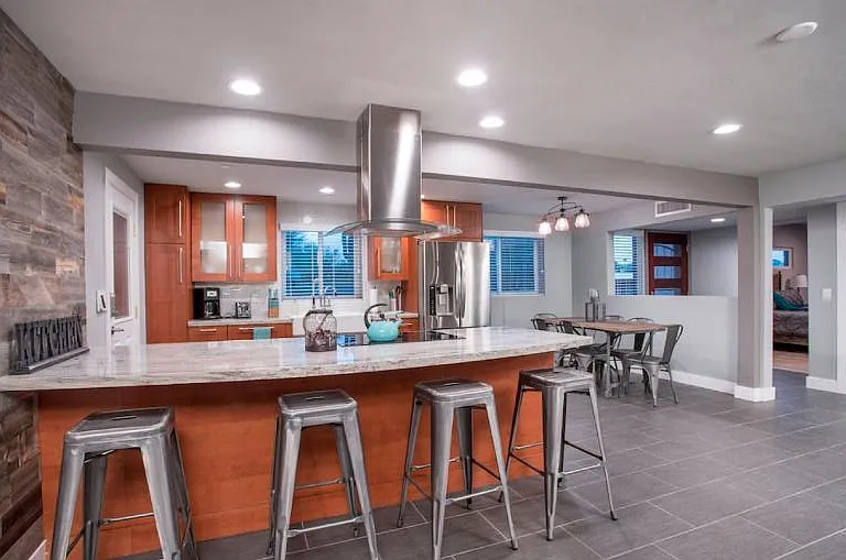 7508 E Highland Ave — Photo 5