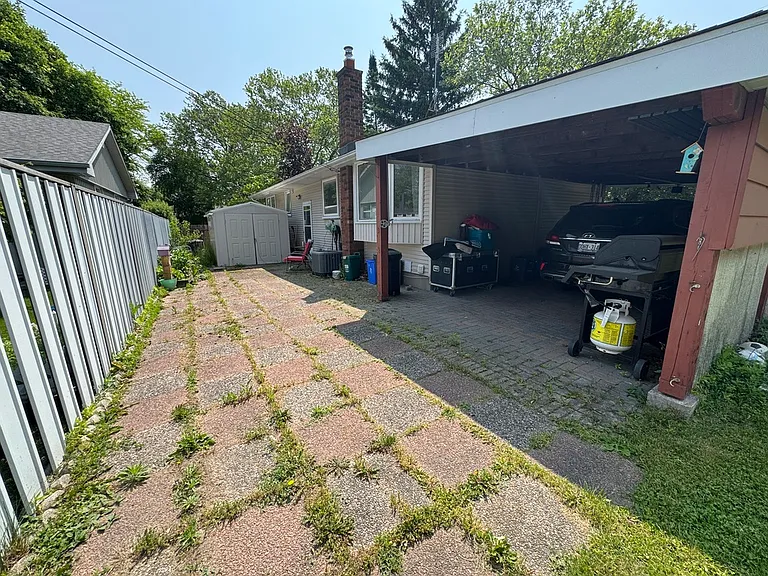 2 Oswald Ave — Photo 16