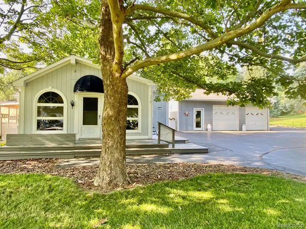 344 W Newport Ave, Pontiac, MI 48340