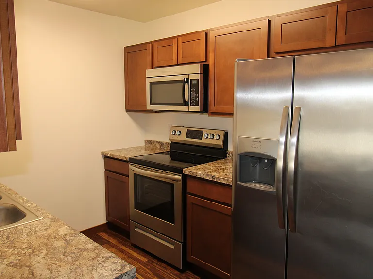 Dreamsville Apartments — Photo 28
