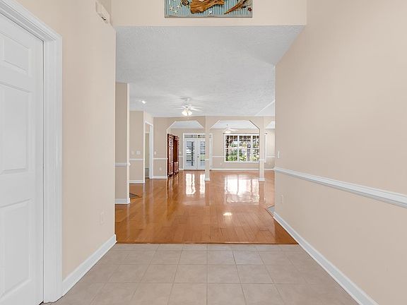 3rd image of 1034 University Forest Dr.